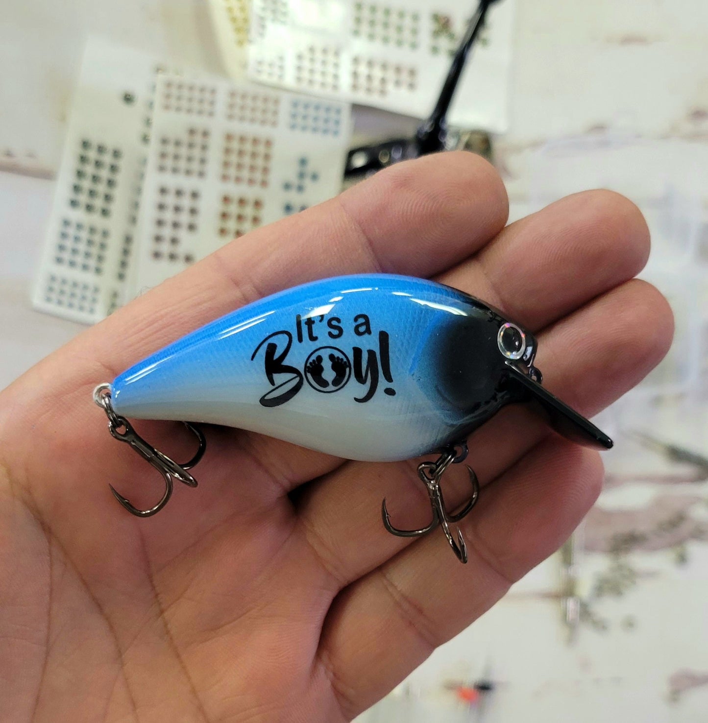 Personalized Baby Reveal Fishing Lure: Gift for Dad-to-Be