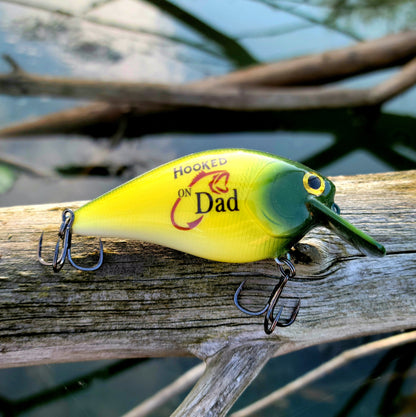 Personalized Fishing Lure: 'Hooked on Dad' Hand-Painted Gift