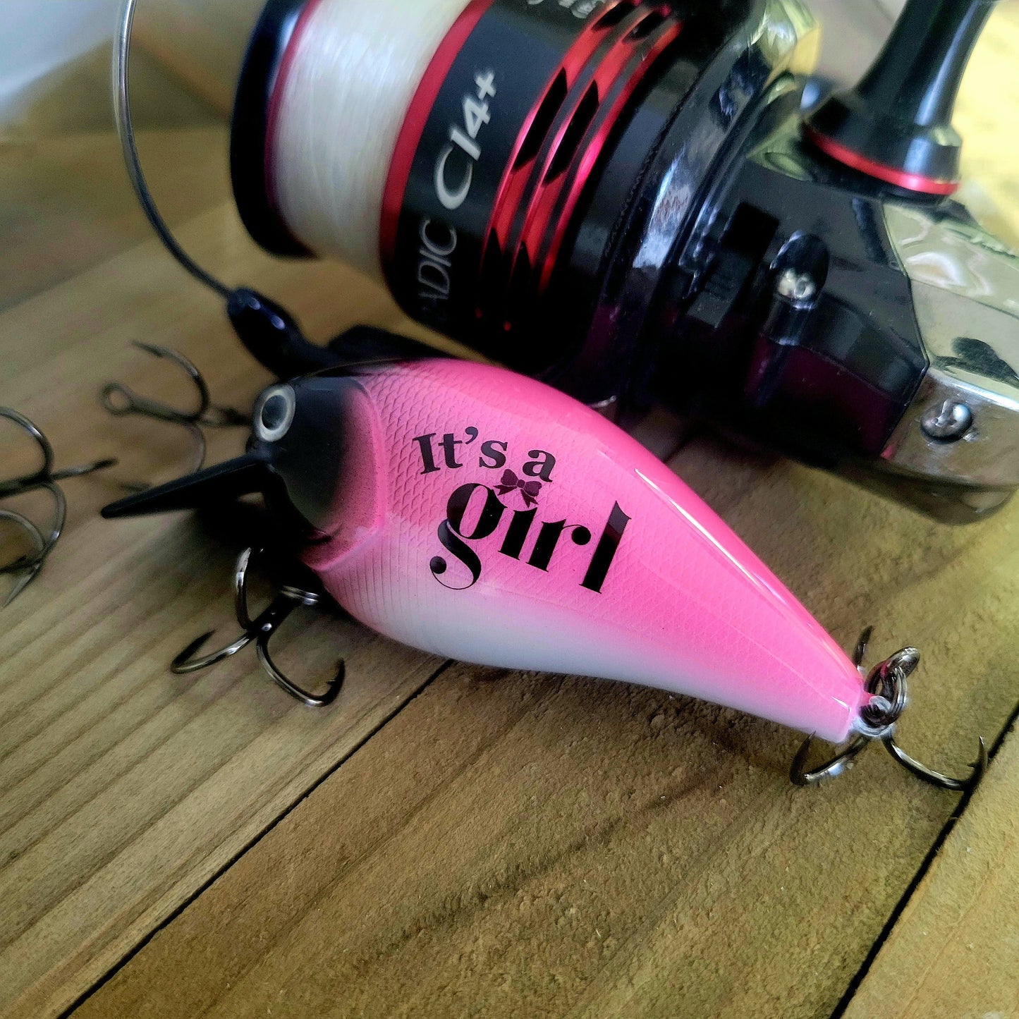 Personalized Baby Reveal Fishing Lure: Gift for Dad-to-Be
